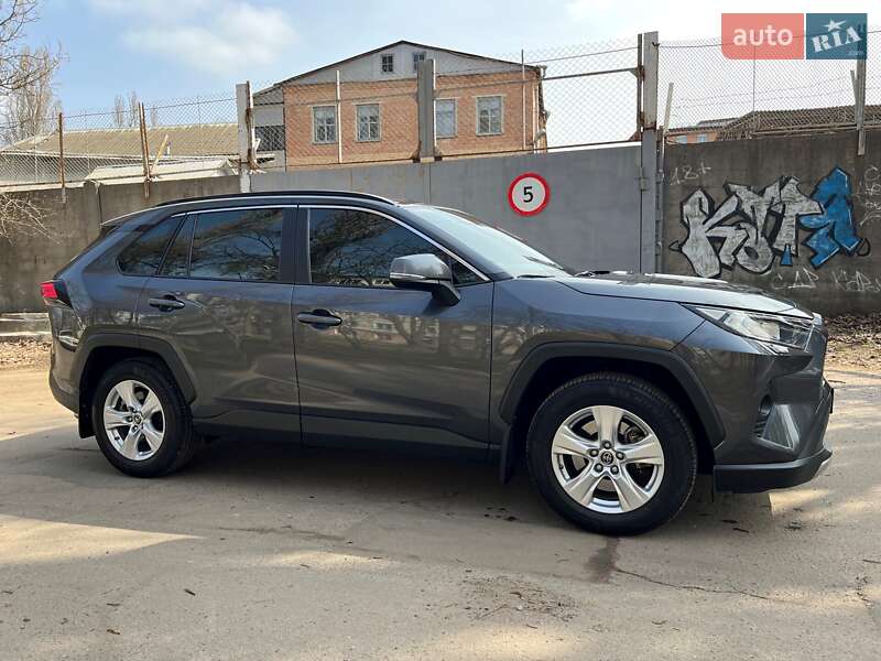 2019 toyota rav4