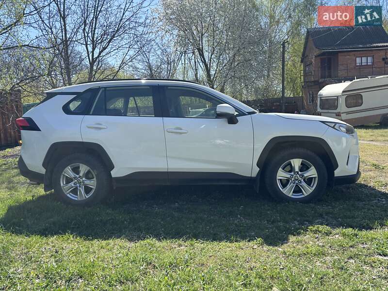 2020 toyota rav4