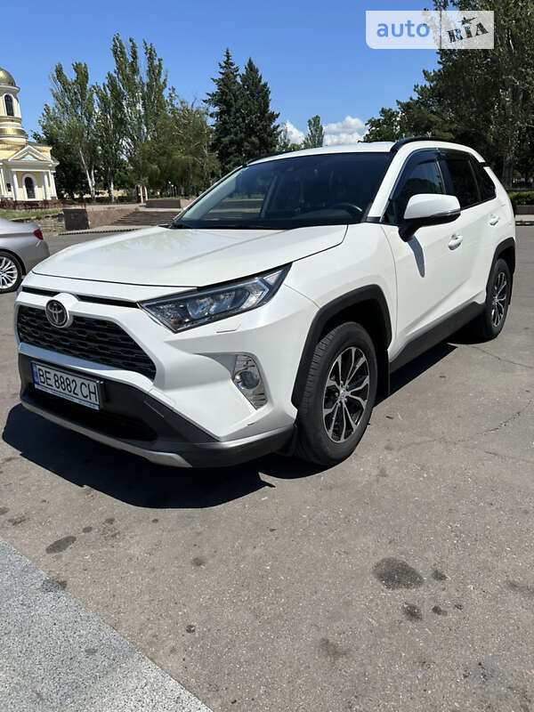 2020 toyota rav4