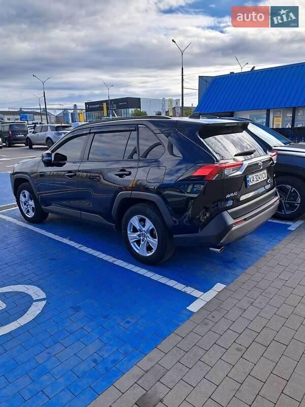 2019 toyota rav4