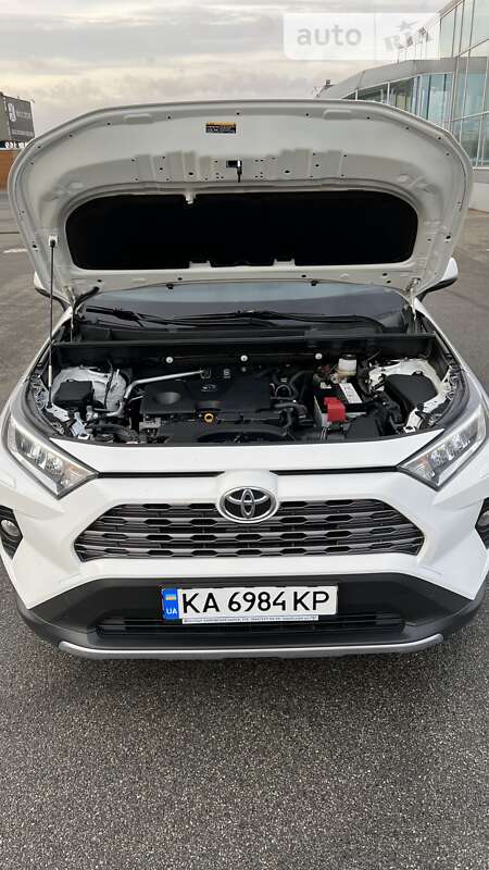2019 toyota rav4