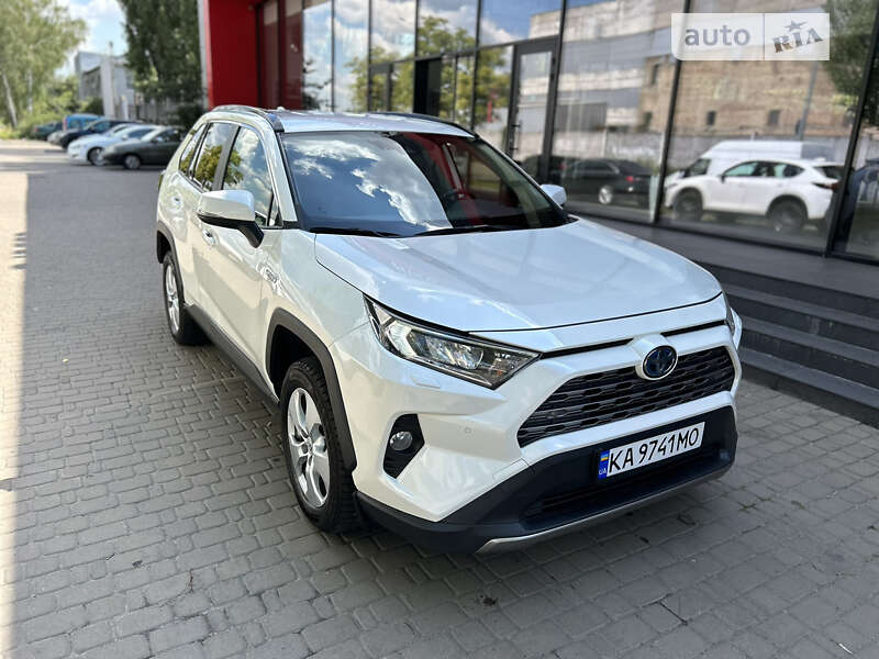 2019 toyota rav-4 hybrid