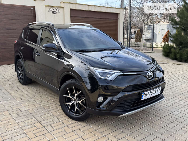 2016 toyota rav4