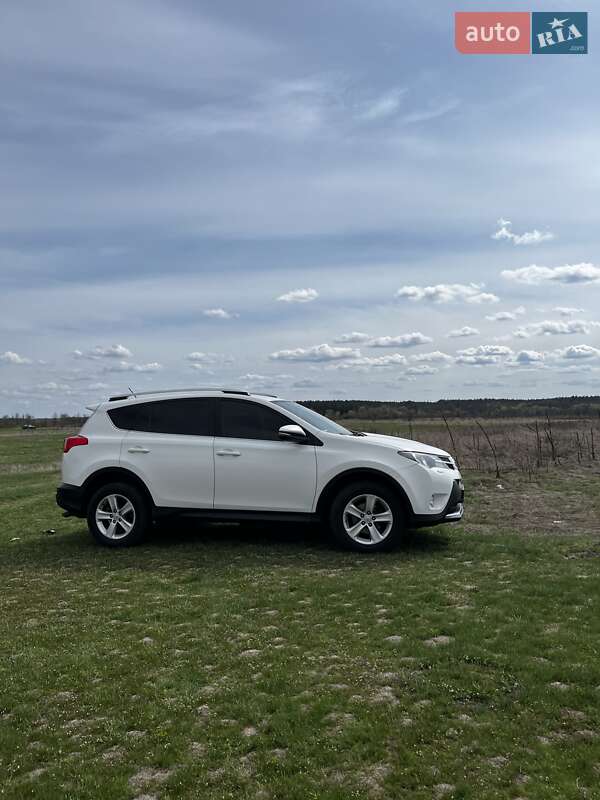 2013 toyota rav4