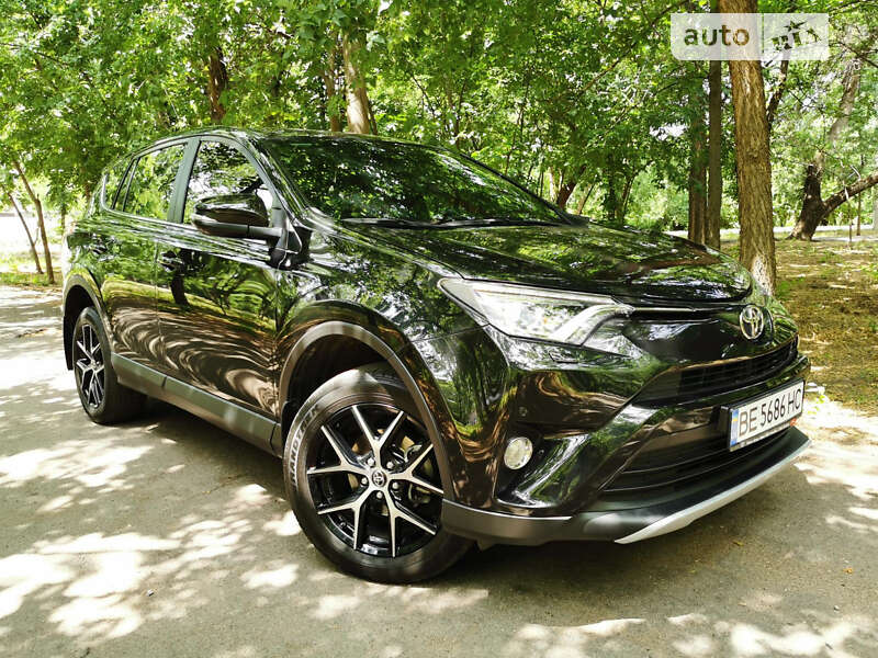 2016 toyota rav4