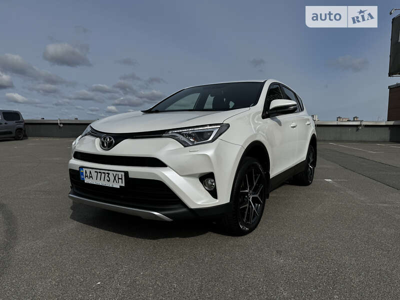 2016 toyota rav4
