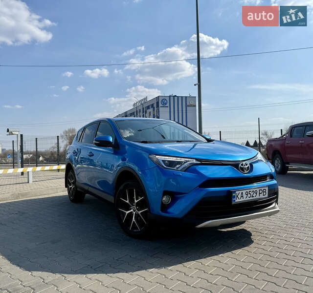 2016 toyota rav4