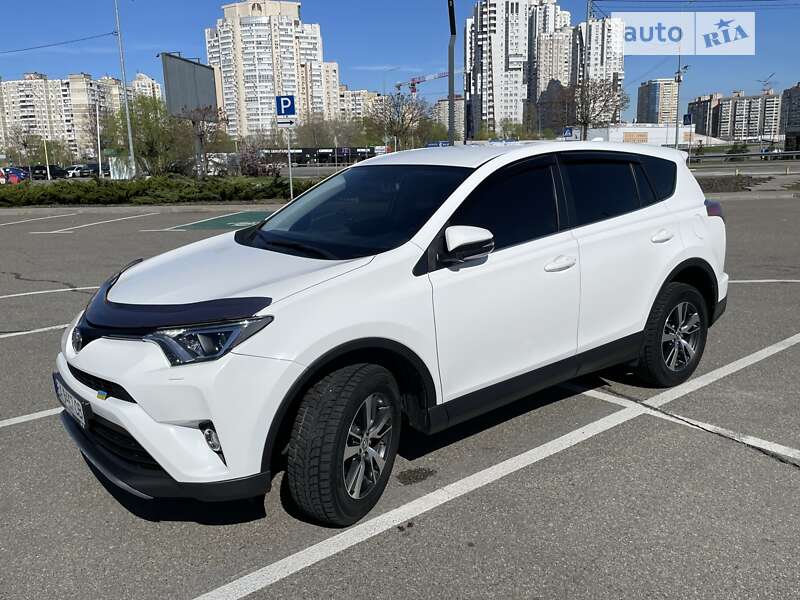 2017 toyota rav4
