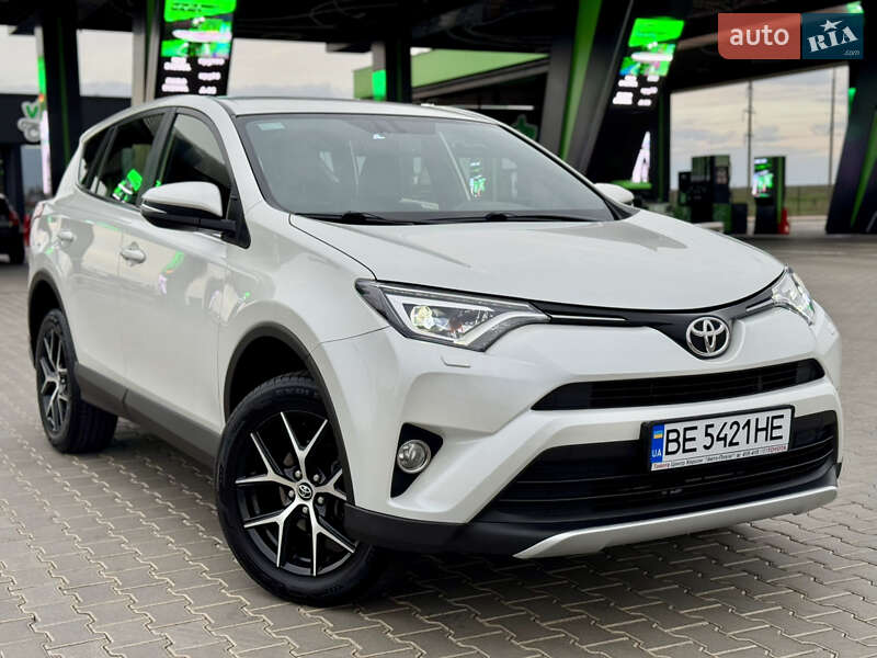 2017 toyota rav4