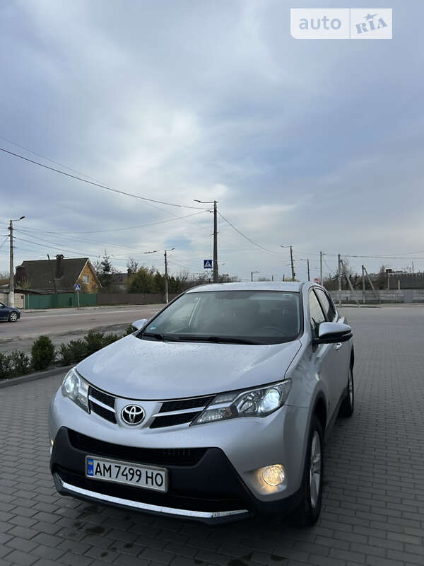 2013 toyota rav4