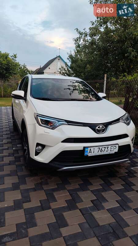2017 toyota rav4