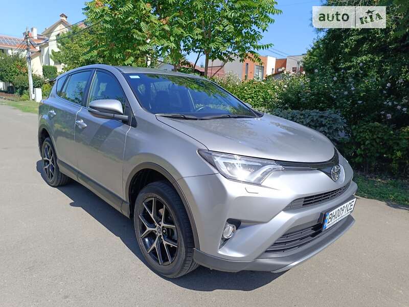 2017 toyota rav4