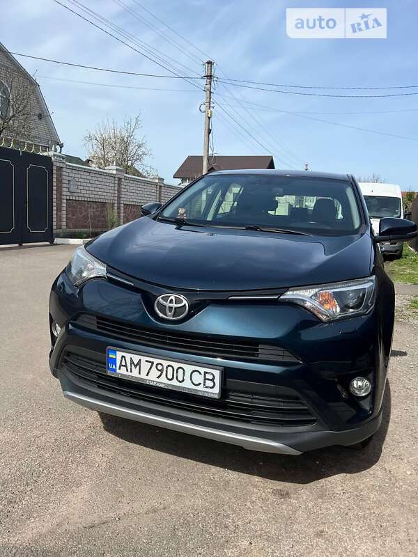2017 toyota rav4