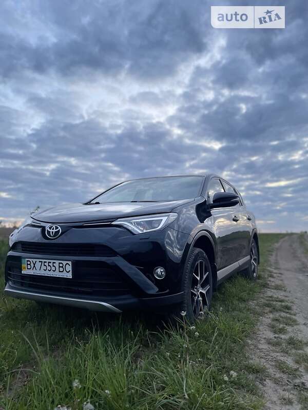 2016 toyota rav4