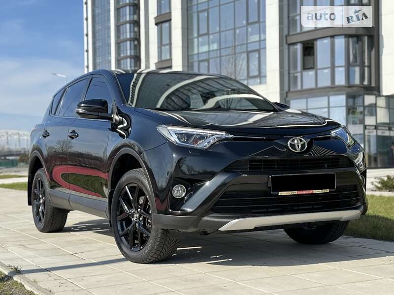 2017 toyota rav4