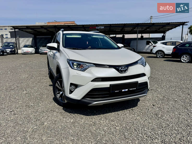 2016 toyota rav4