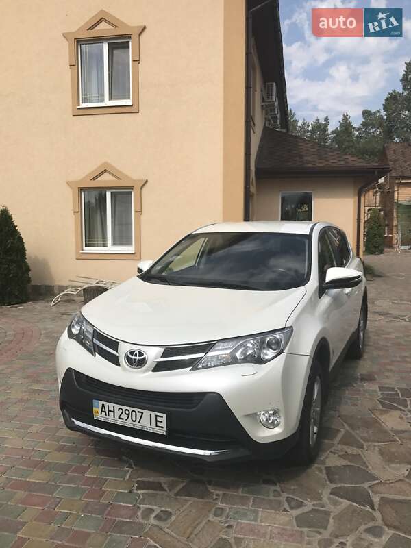 2013 toyota rav4