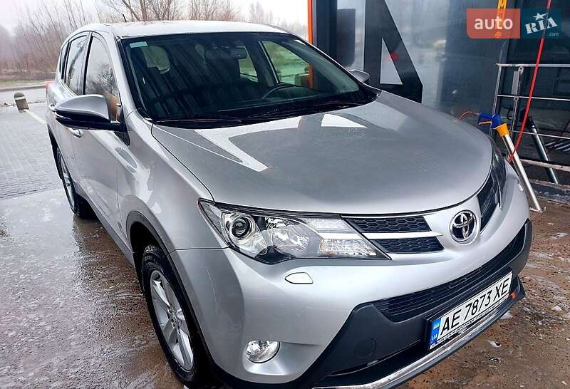 2013 toyota rav4