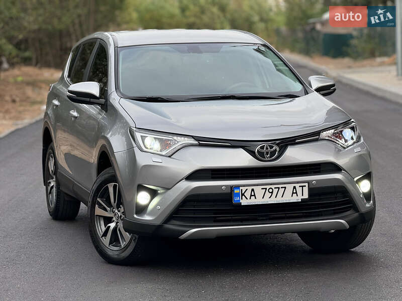 2018 toyota rav4