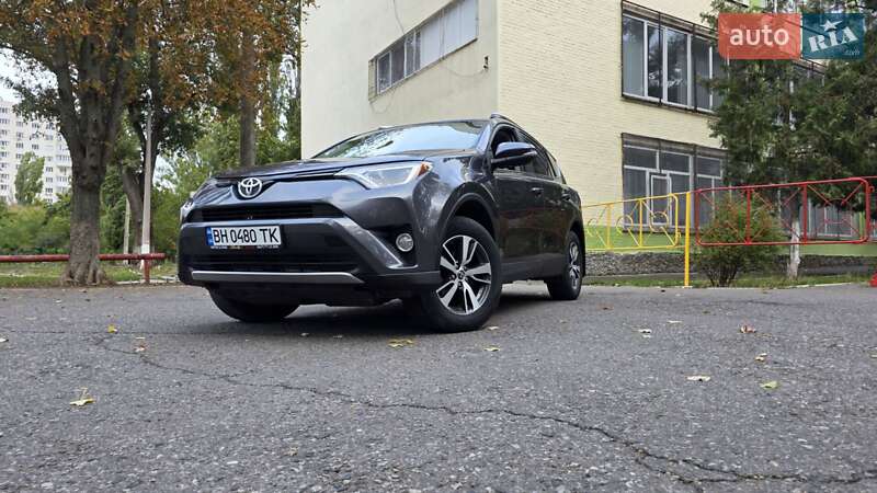 2016 toyota rav4
