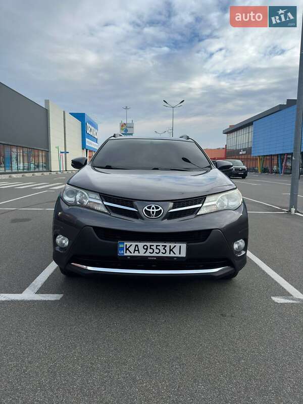 2013 toyota rav4