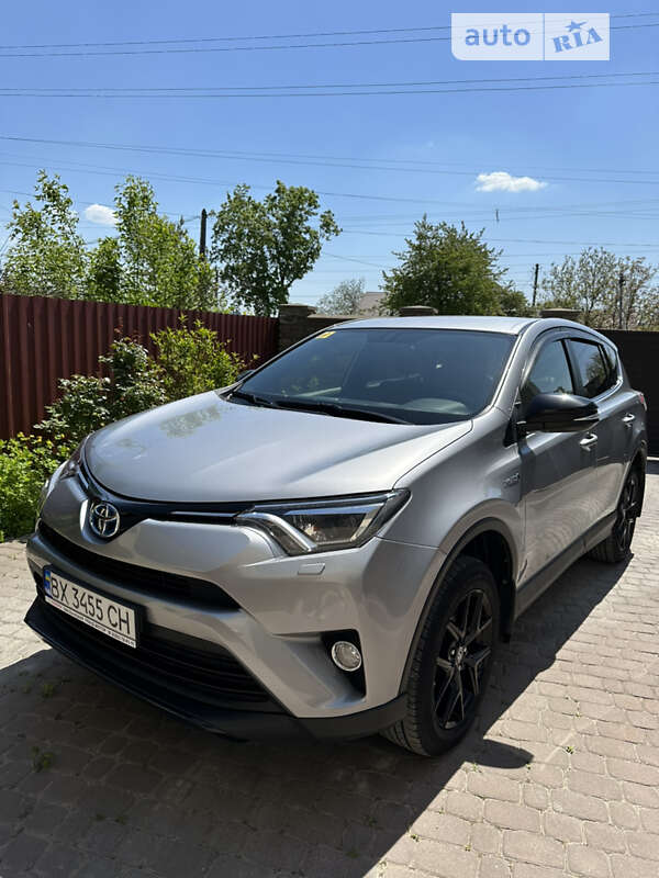 2018 toyota rav-4 hybrid