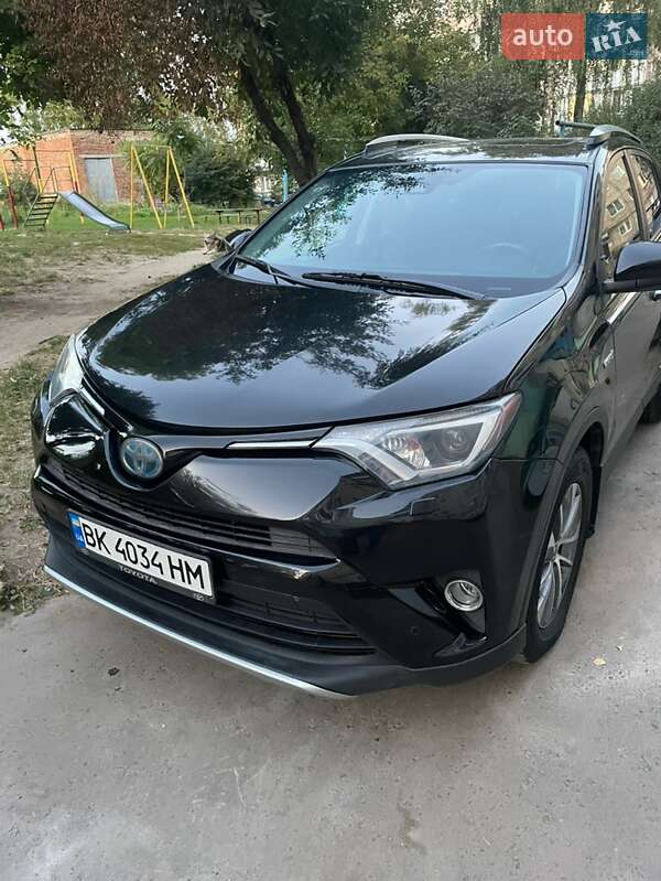 2016 toyota rav4
