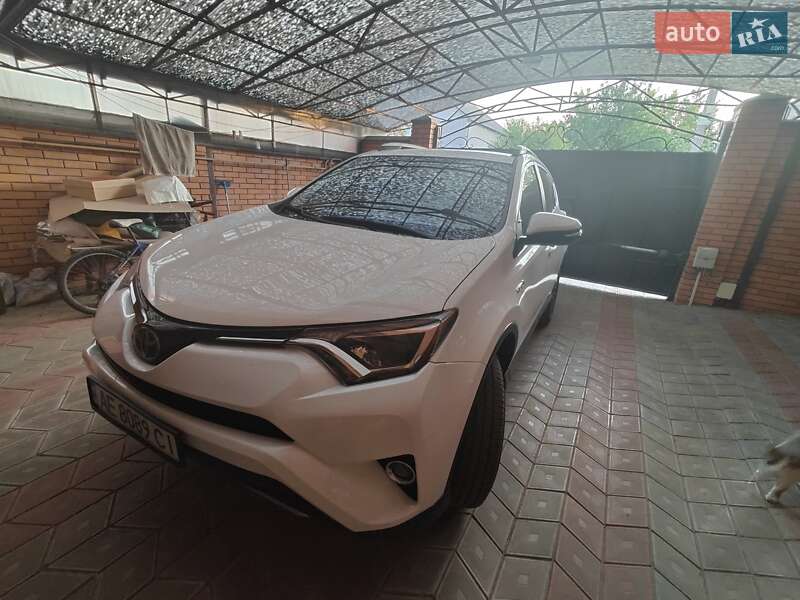 2018 toyota rav4