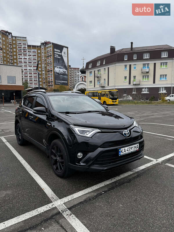 2018 toyota rav-4 hybrid
