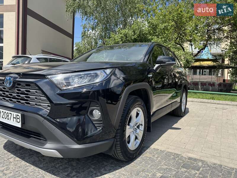 2019 toyota rav-4 hybrid