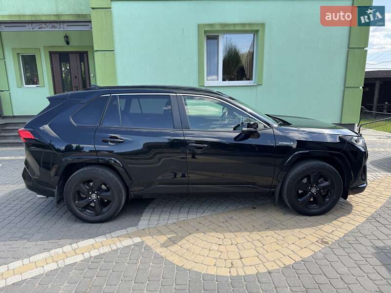 2021 toyota rav-4-hybrid