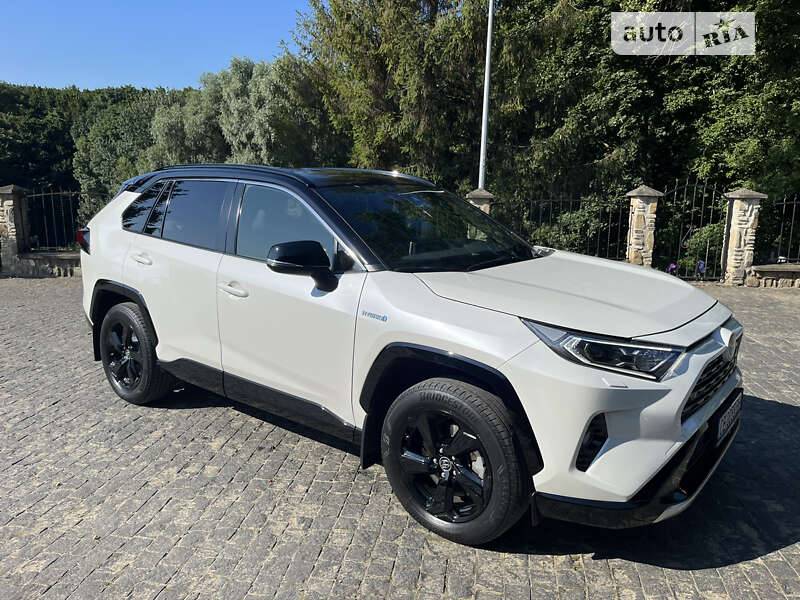 2019 toyota rav-4 hybrid