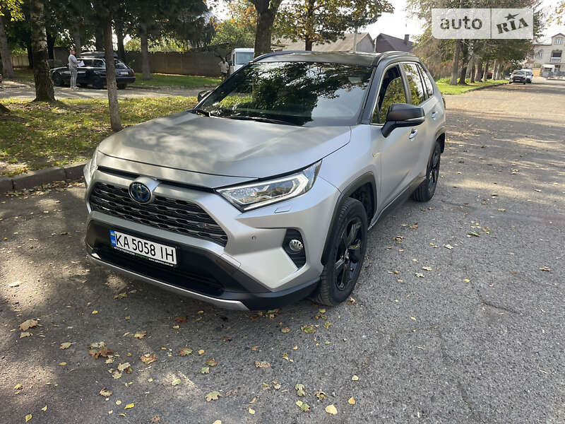 2021 toyota rav-4 hybrid