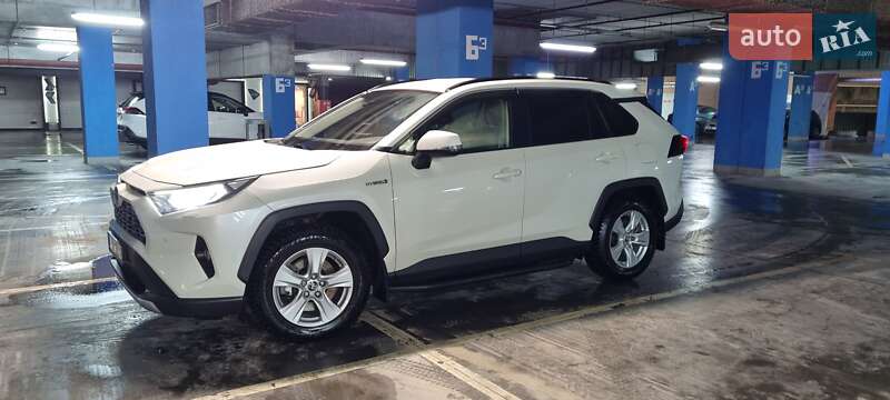 2020 toyota rav-4 hybrid
