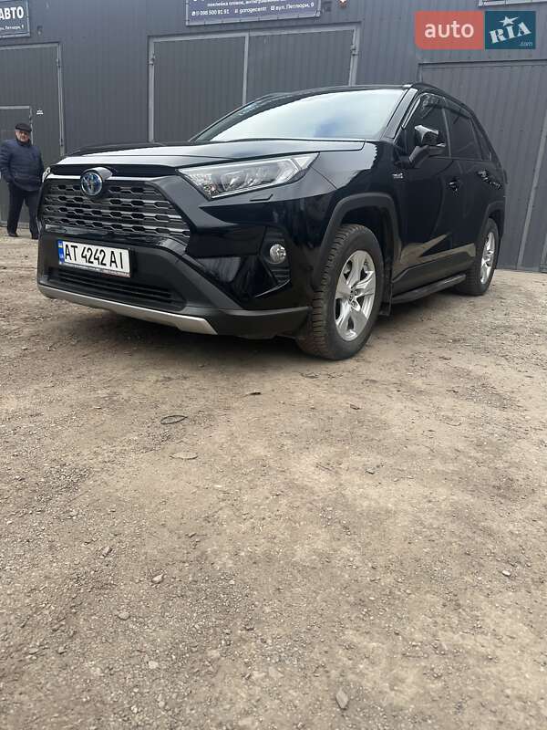 2021 toyota rav-4-hybrid