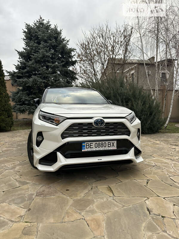 2020 toyota rav-4-hybrid
