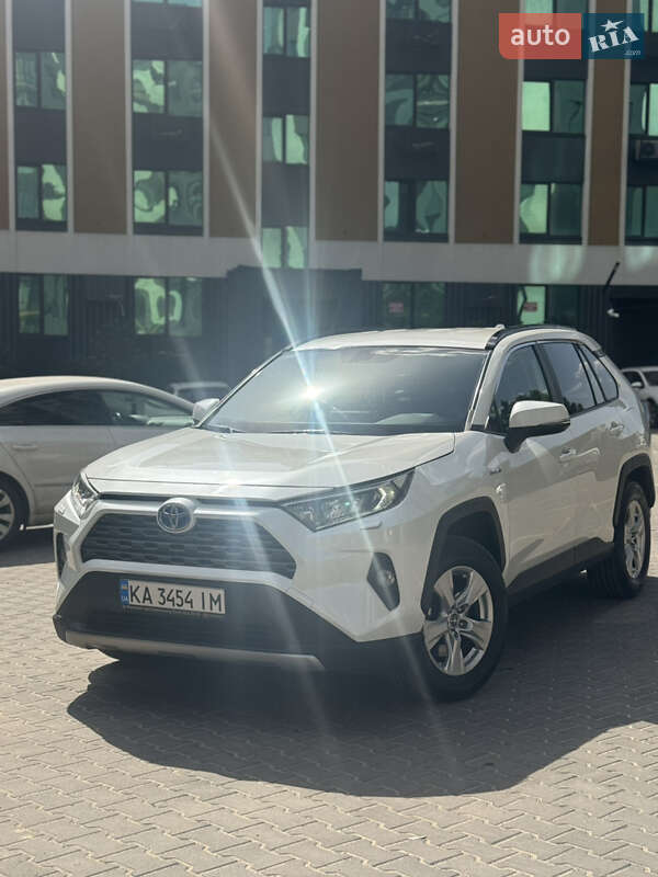 2019 toyota rav-4 hybrid