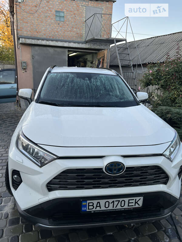 2021 toyota rav4