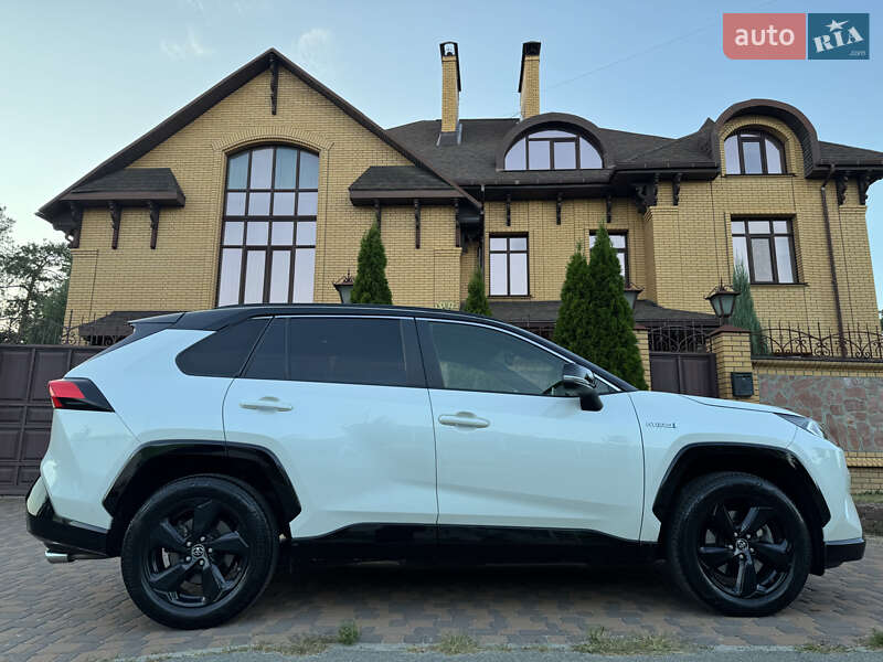 2018 toyota rav-4 hybrid