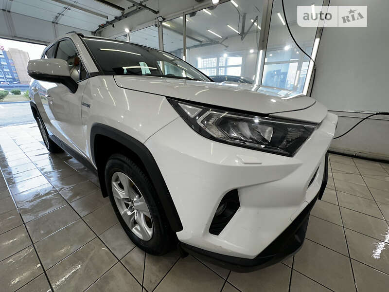 2019 toyota rav-4 hybrid