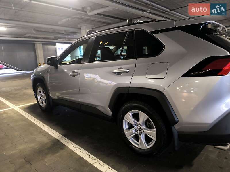 2020 toyota rav-4-hybrid