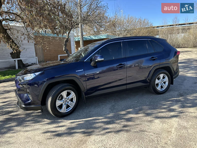 2020 toyota rav-4 hybrid