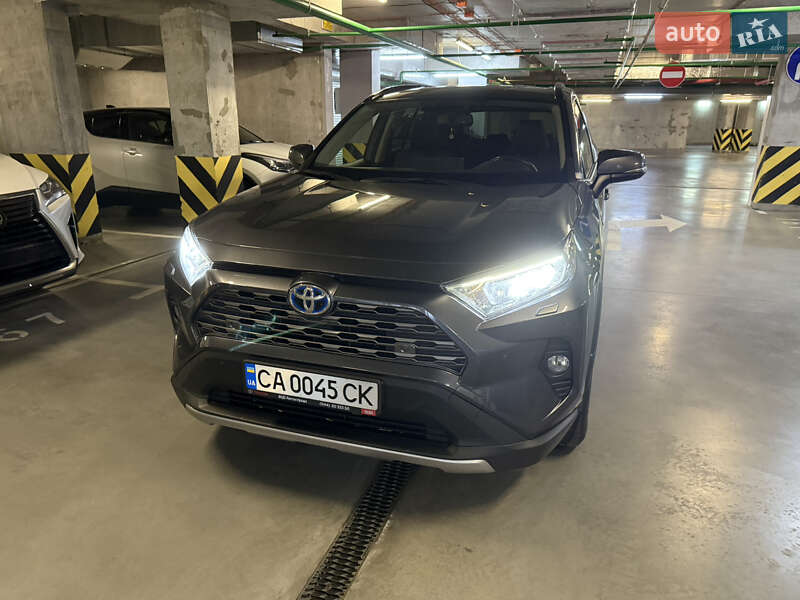2019 toyota rav-4 hybrid