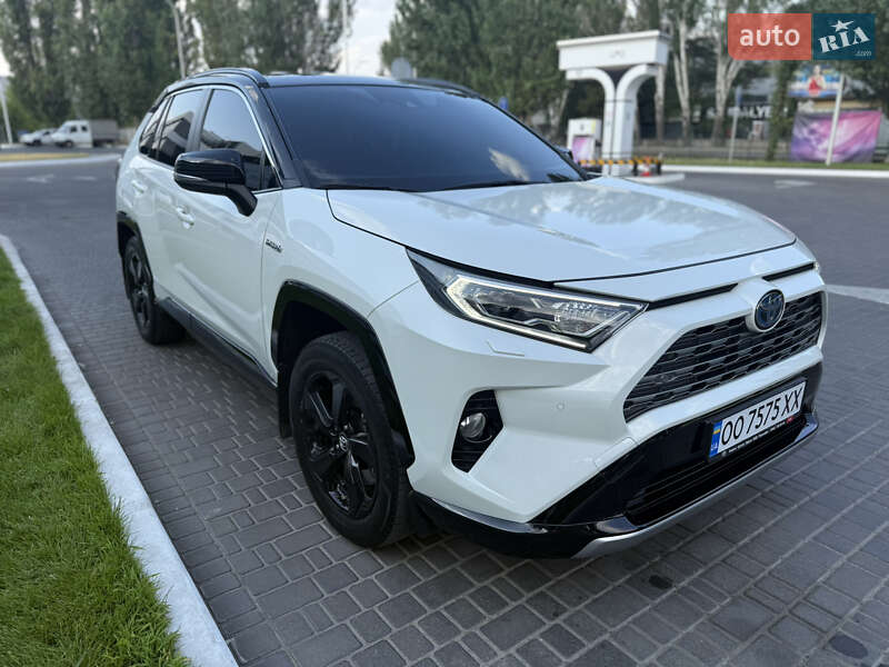 2019 toyota rav-4 hybrid