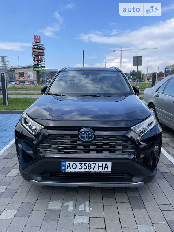 2021 toyota rav4