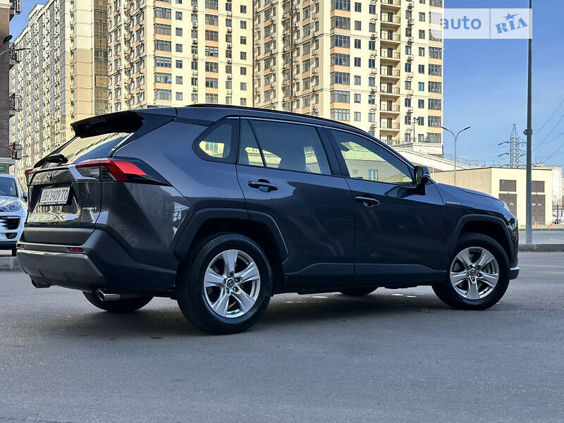 2019 toyota rav-4 hybrid