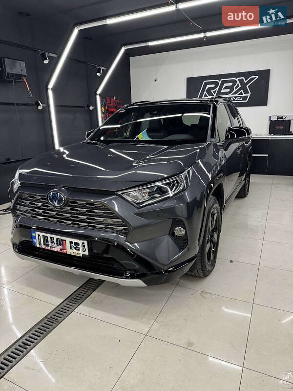 2019 toyota rav4
