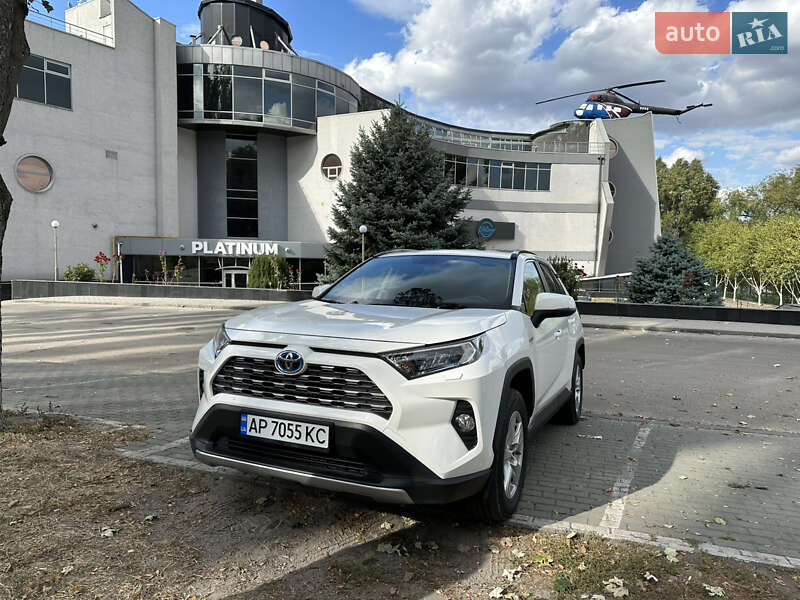 2018 toyota rav-4 hybrid