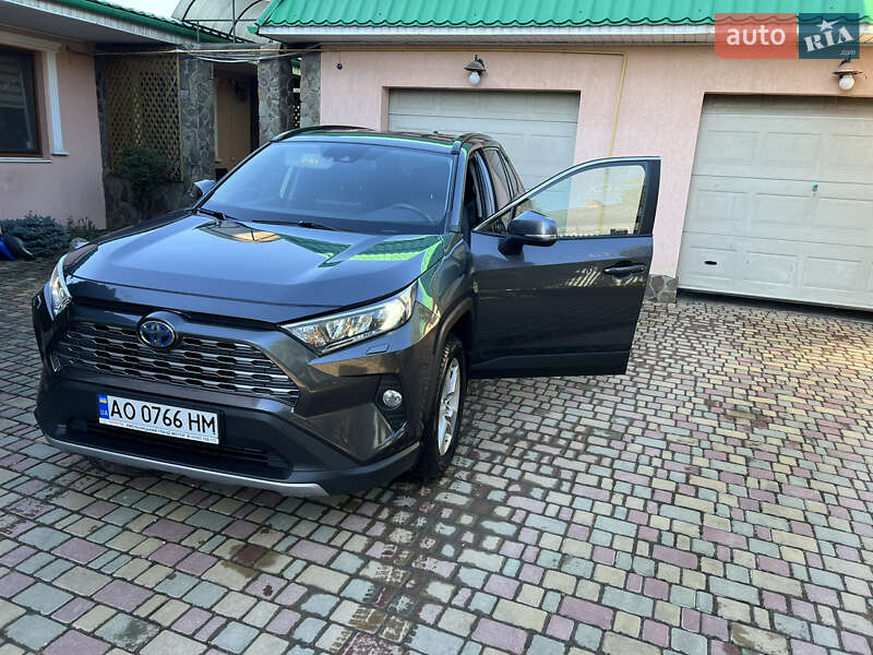 2020 toyota rav-4 hybrid