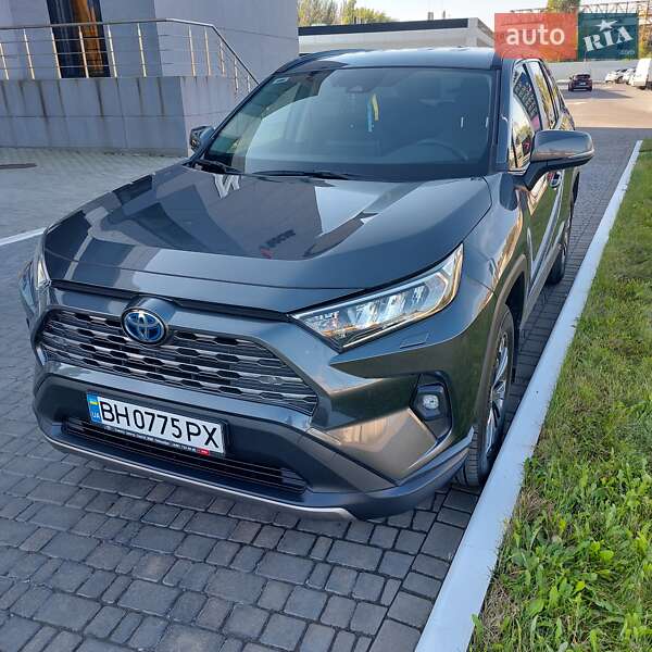 2021 toyota rav4